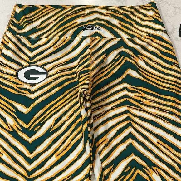 Zubaz Women's Green Bay Packers Leggings Medium NWT - Picture 3 of 15